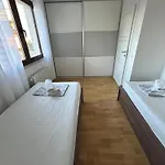 Διαμέρισμα Aida *