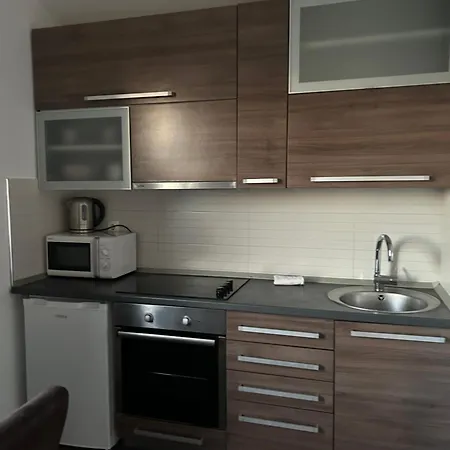 Aida Apartament *