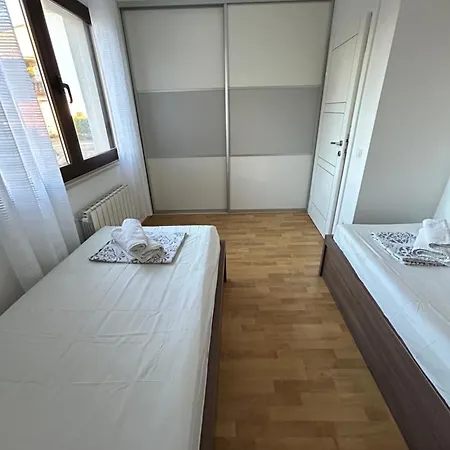 Apartament Aida *