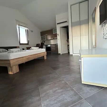 Aida Apartman
