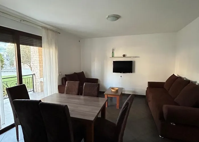 Vila Aida 아파트 우마그
