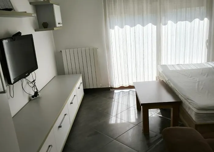 Vila Aida 아파트 *
